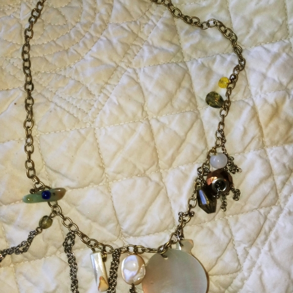 Handmade jade and stone necklace - Picture 3 of 5